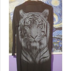 Long Cardigan with Tiger Imprint.